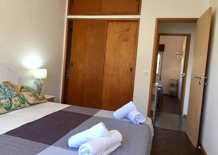 2 Quartos, 350m Olhos D'agua, G Appartement *